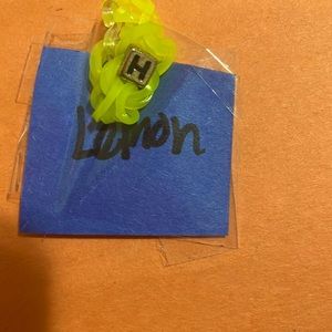 I am selling rubber band bracelets